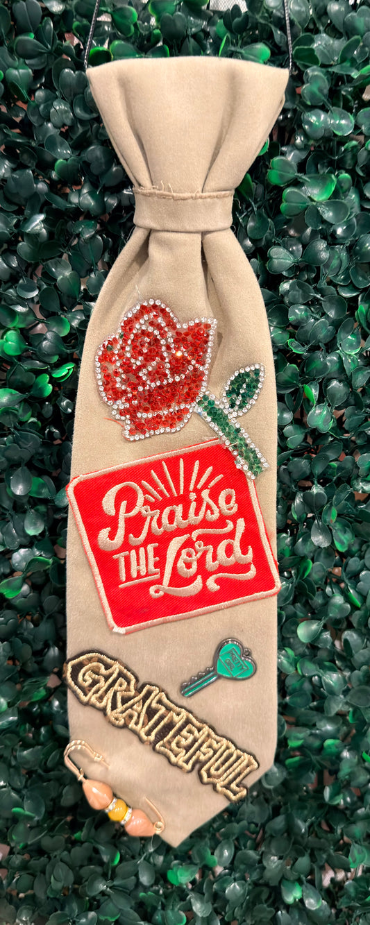 Praise Tie